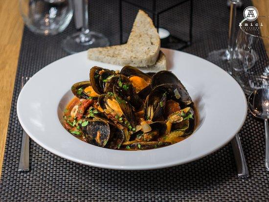 Amici Restaurant & Bistro